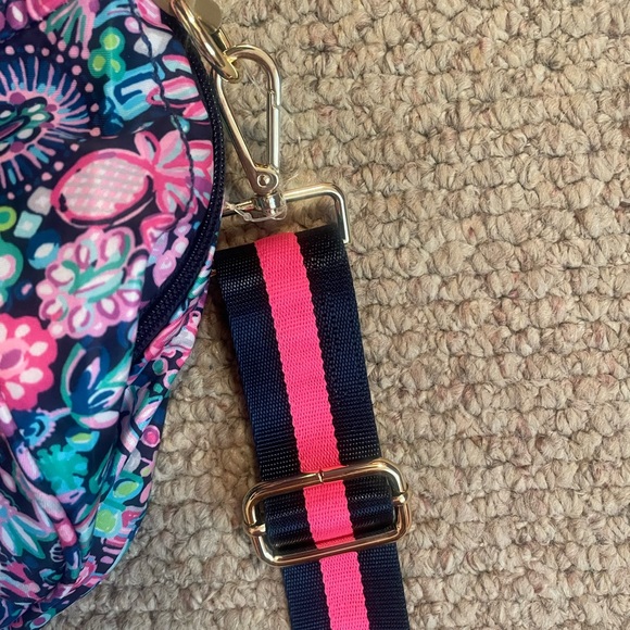 Lilly Pulitzer Beale Weekender Bag 🌴💕 - Picture 6 of 13